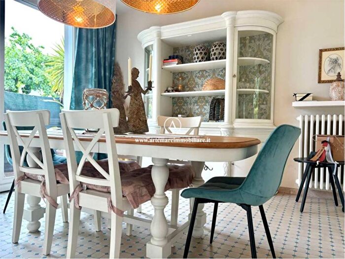 Casa con 5 locali in affitto in via Viner, Centro, Forte dei Marmi