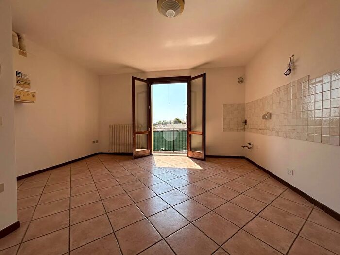 Appartamento trilocale in vendita in Strada Comunale Zocca, Gonzaga