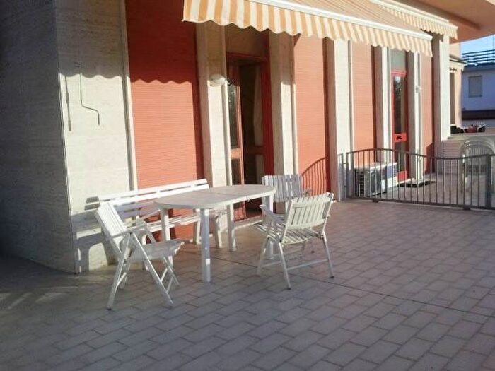 Appartamento monolocale in affitto in Viale del Tirreno, Tirrenia, Pisa