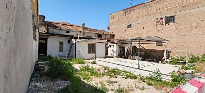 Casa trilocale in vendita in Via Carrarone Maddaloni, Maddaloni