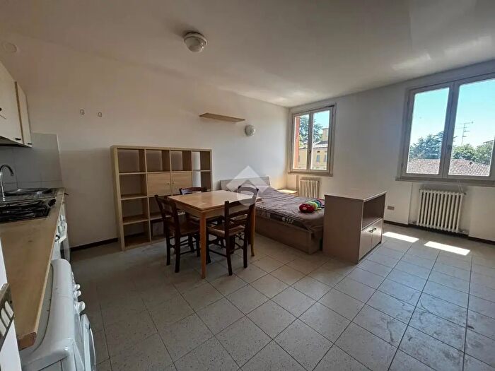 Appartamento monolocale in vendita in Viale Umberto, Reggio Emilia