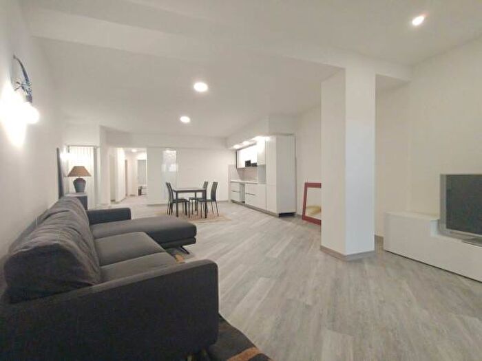 Appartamento quadrilocale in vendita in Via Urivei, Toirano