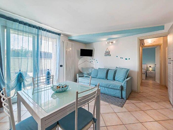 Appartamento bilocale in affitto in Via X Giornate, Lonato, Lonato del Garda