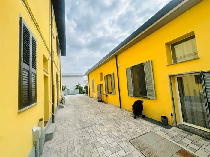 Appartamento bilocale in vendita in Via Teramo, Milano