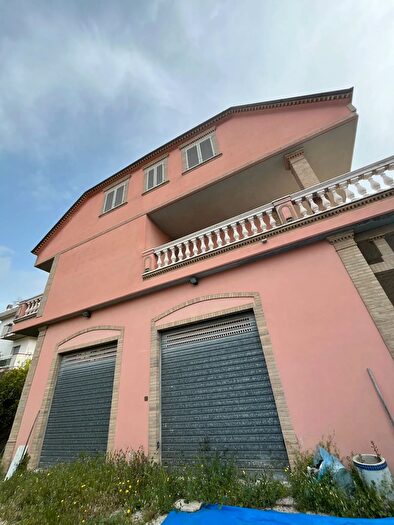 Casa in vendita in Via Brasile, Messina
