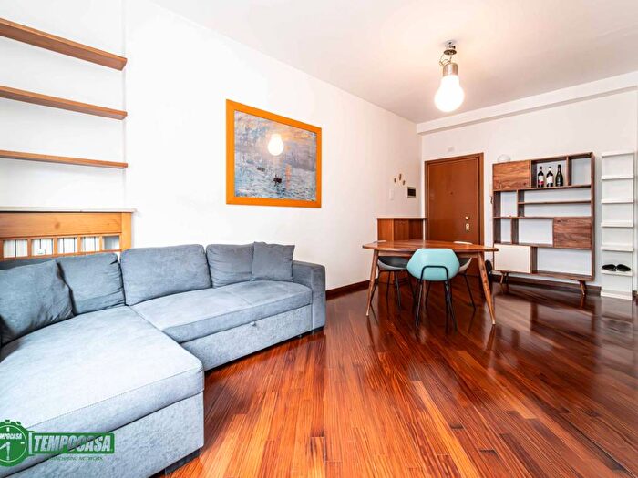 Appartamento bilocale in affitto in Via Francesco Redi, Morgagni, Milano