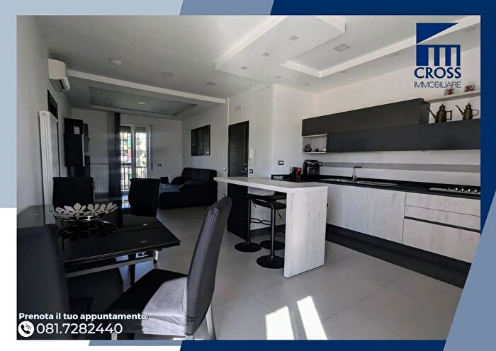 Appartamento trilocale in vendita in Via Vicinale Campanile, Napoli