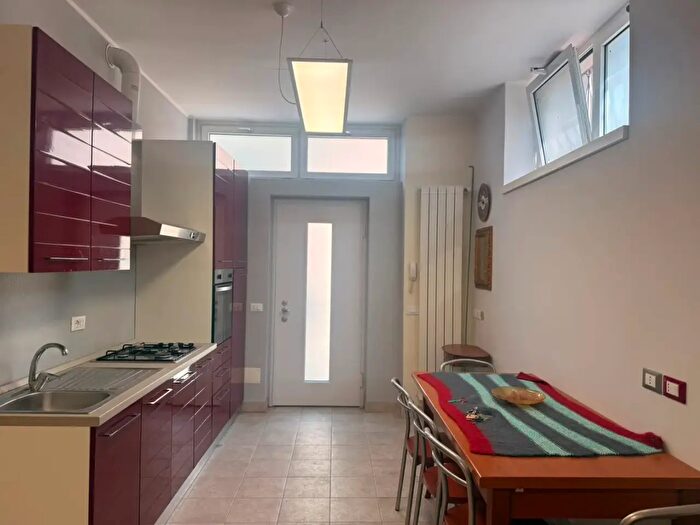 Appartamento bilocale in vendita in Via Vigliani, Milano