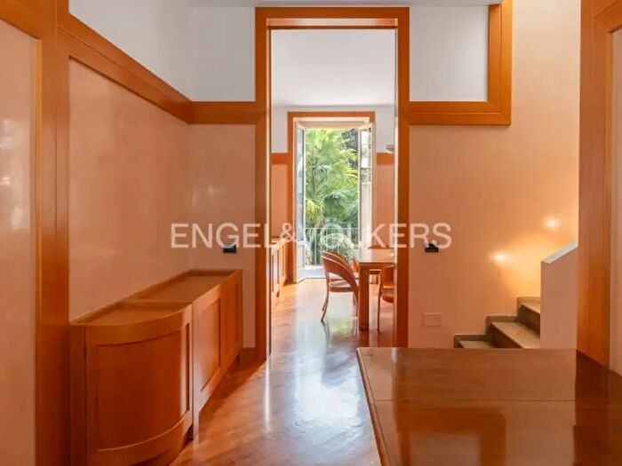 Casa con 6 locali in affitto in Via Martino Anzi, Como