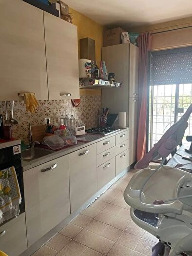 Appartamento trilocale in vendita in Via di Tor Angela Vecchia, Roma