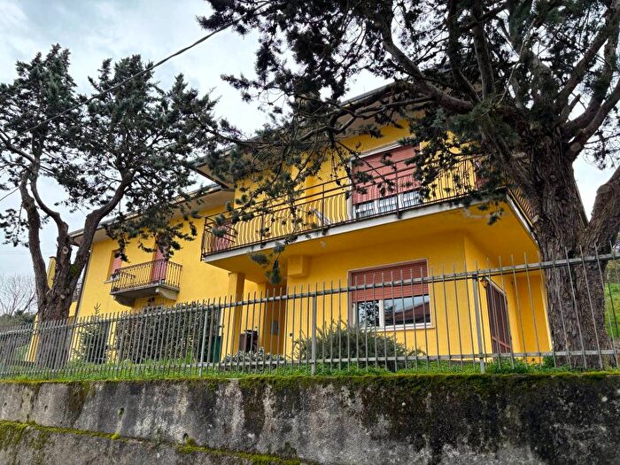 Appartamento bilocale in affitto in Via Boffalora, Varano Borghi