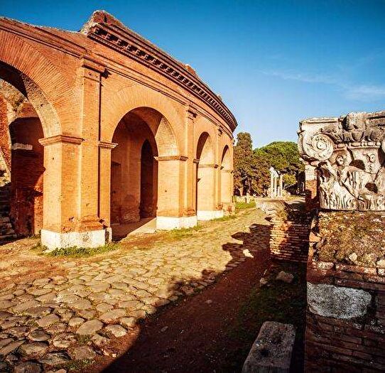 Appartamento trilocale in affitto in Ostia Antica, Roma