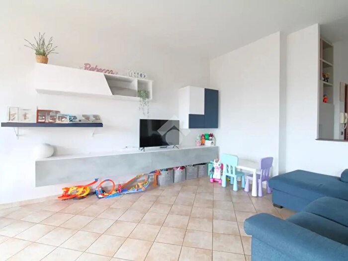 Appartamento quadrilocale in vendita in Via Trinità, Santena