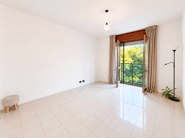 Appartamento quadrilocale in affitto in Via Ponale, Bignami Ponale, Milano