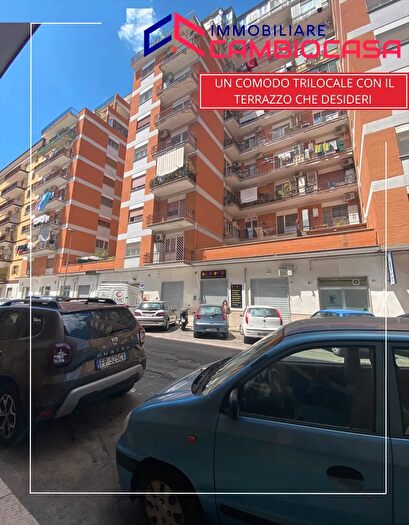 Appartamento trilocale in vendita in Via Fiume, Taranto