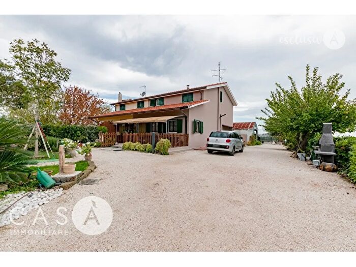 Casa con 6 locali in vendita in Cesenatico