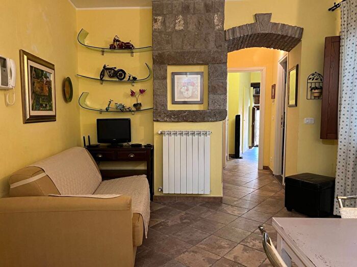 Appartamento bilocale in affitto in Via Aurelio Saffi, Sacrario Piazza della Rocca, Viterbo