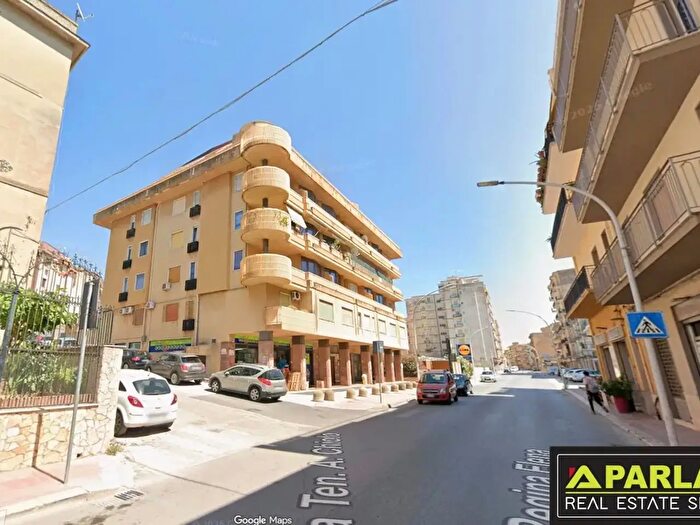 Appartamento quadrilocale in vendita in Via Regina Elena, Canicatti