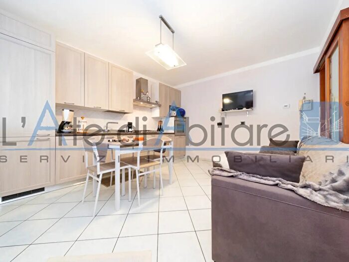 Appartamento trilocale in vendita in San Giovanni In Marignano