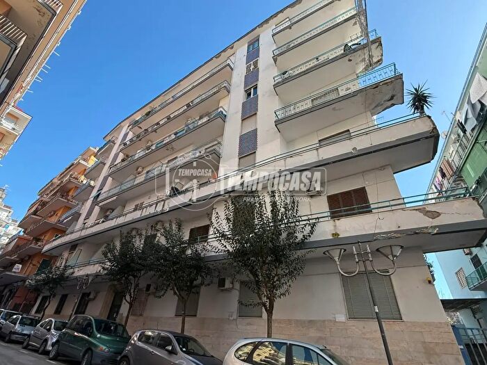 Appartamento con 6 locali in vendita in Viale II Melina, Portici