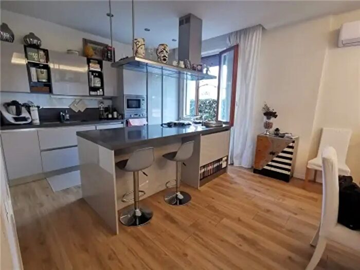 Appartamento con 5 locali in vendita in Fucecchio