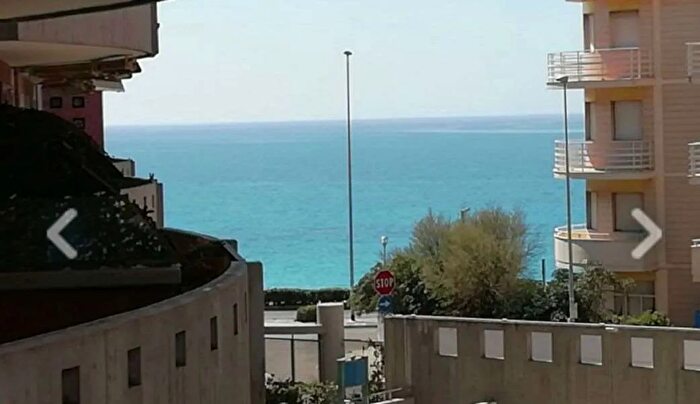 Appartamento con 5 locali in vendita in Lungo Mare Galileo Galilei, Gallipoli