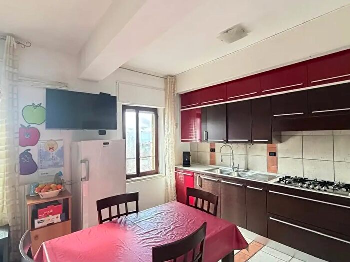 Appartamento con 5 locali in vendita in Via Federico Nicotera, Lamezia Terme