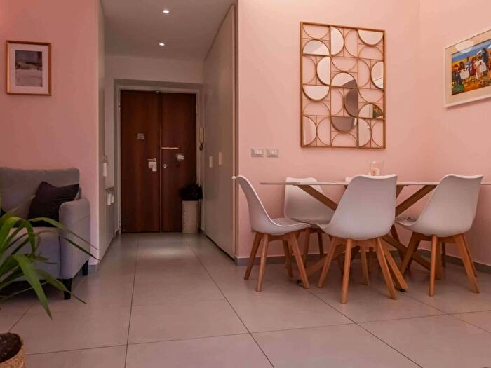 Appartamento trilocale in affitto in Via Agenore Zeri, Gemelli Pineta Sacchetti, Roma