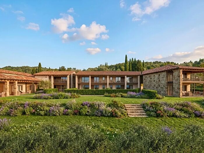 Appartamento quadrilocale in vendita in Via Lago Lucone, Polpenazze