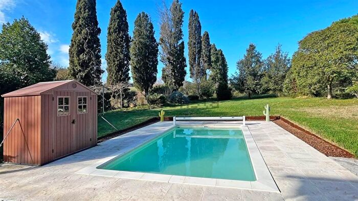 Casa con 13 locali in vendita in Località Emilia Chiappino, Rosignano Marittimo