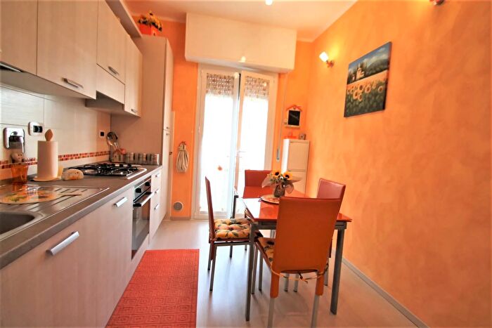 Appartamento bilocale in affitto in Borghetto Santo Spirito