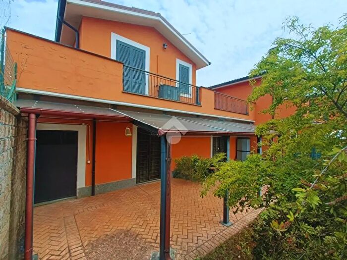 Casa con 5 locali in vendita in Localita ' Parco Falisco, Fabrica Di Roma