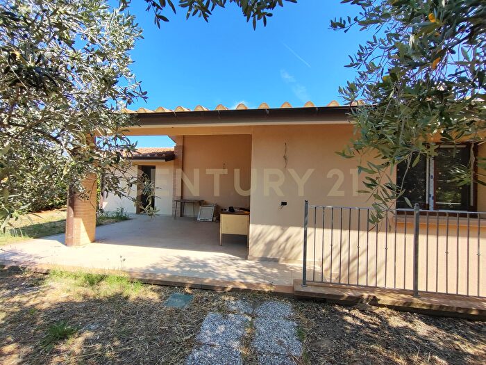 Casa con 5 locali in vendita in Via San Martino Snc, Castiglione Della Pescaia