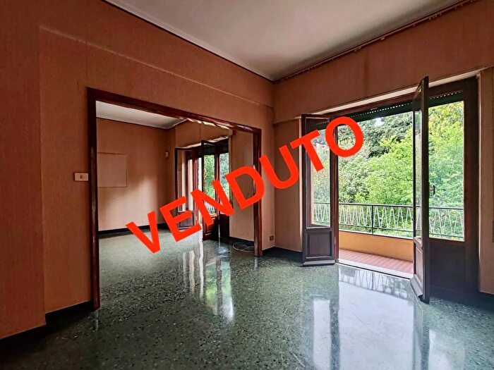Appartamento quadrilocale in vendita in Viale Francesco Gambaro Genova, Genova