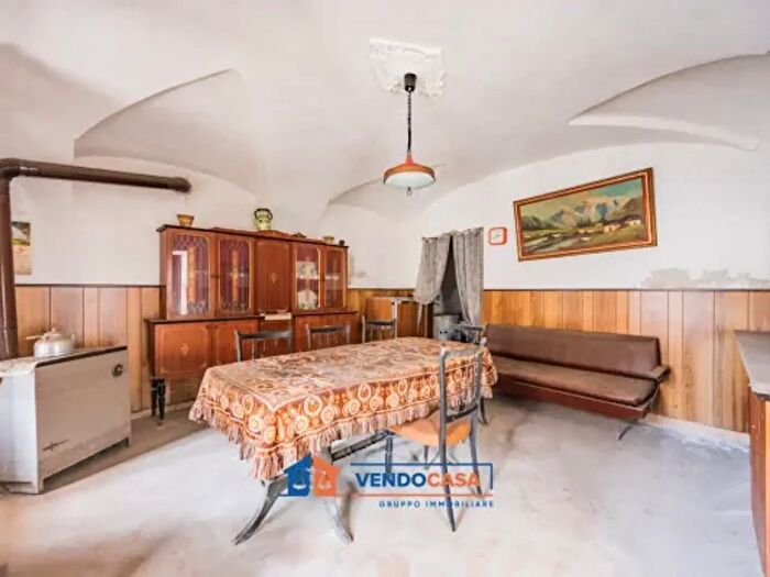 Casa con 5 locali in vendita in Via Langhe, Magliano Alpi