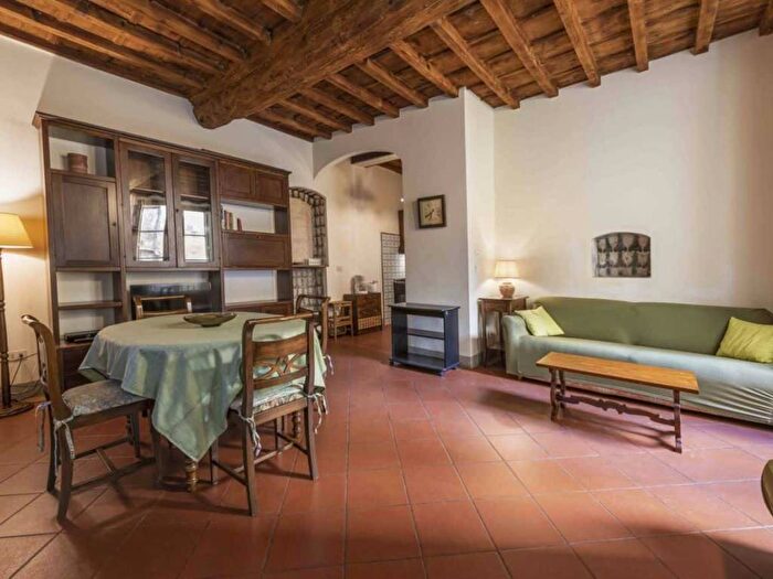Appartamento bilocale in affitto in Borgo Allegri, Santa Croce, Firenze