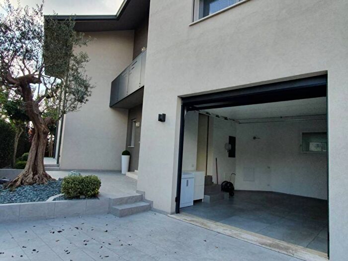 Casa con 6 locali in affitto in viale Fusinato, Gogna, Vicenza