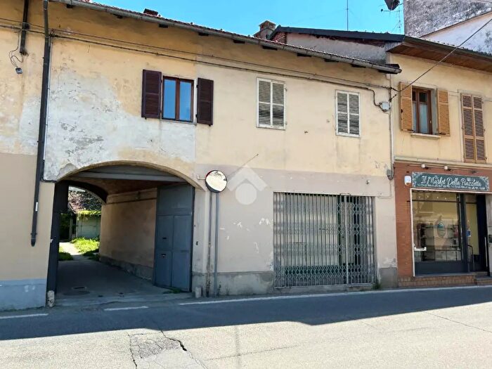 Casa trilocale in vendita in Via Rivoli, Rosta