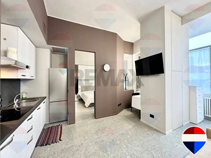 Appartamento bilocale in vendita in Via Padova, Milano