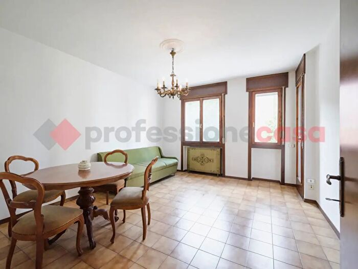 Appartamento trilocale in vendita in Piazza Europa, Corsico