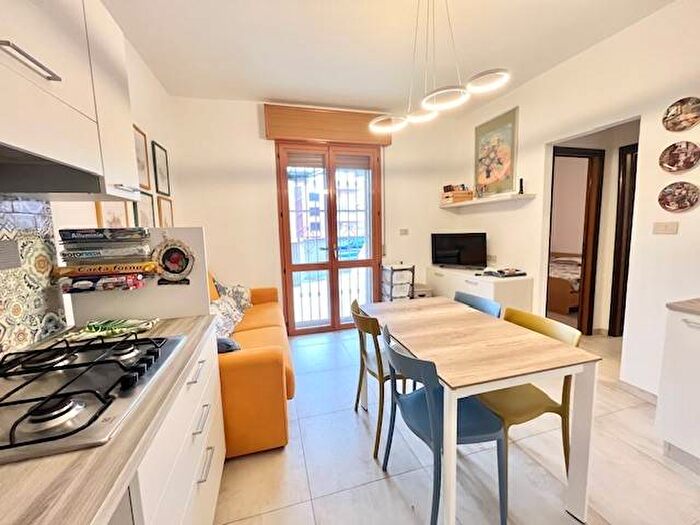 Appartamento trilocale in affitto in Viale Liechtenstein, Lido delle Nazioni, Comacchio