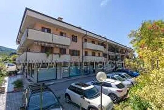 Appartamento quadrilocale in vendita in Via Massimo dAzeglio, Negrar