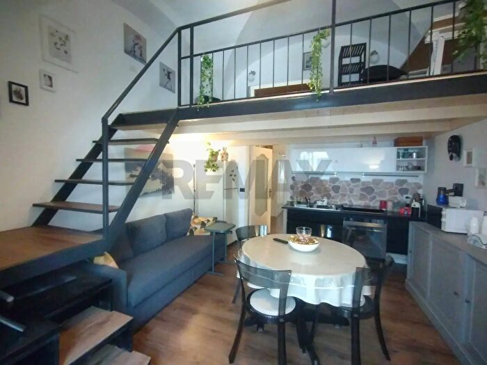 Appartamento bilocale in affitto in Via Bellia, Catania