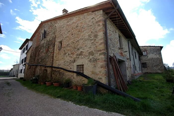 Casa con 5 locali in vendita in Sansepolcro