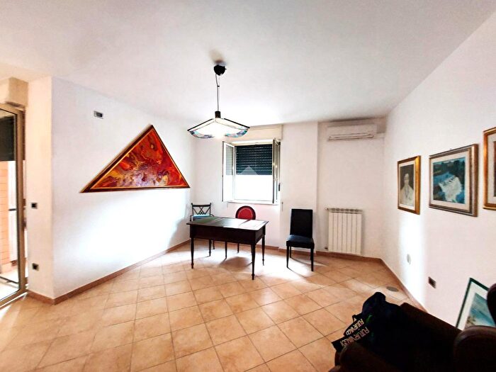 Appartamento trilocale in vendita in Via degli Aurunci, Latina