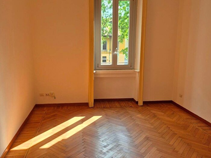 Appartamento trilocale in affitto in Viale Luigi Bodio, Bovisa, Milano