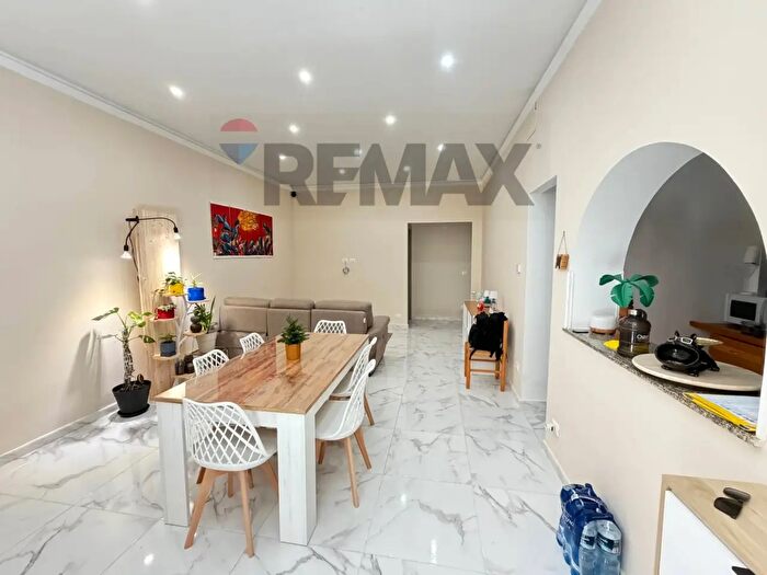 Appartamento trilocale in vendita in Via Lombardia, Villabate
