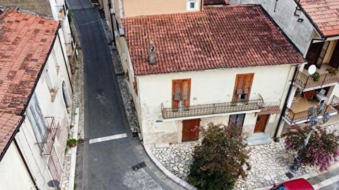 Casa trilocale in vendita in San Martino Valle Caudina