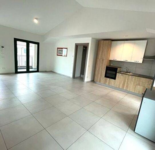 Casa trilocale in affitto in Corso Marconi, Centro, Gravellona Toce