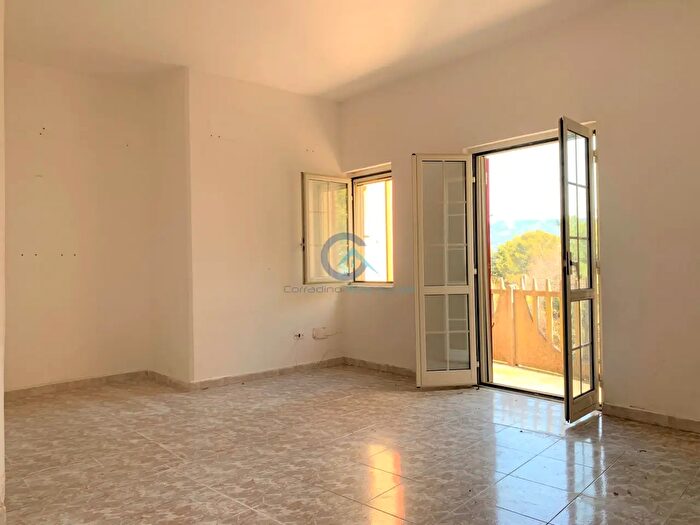 Casa quadrilocale in affitto in Catanzaro